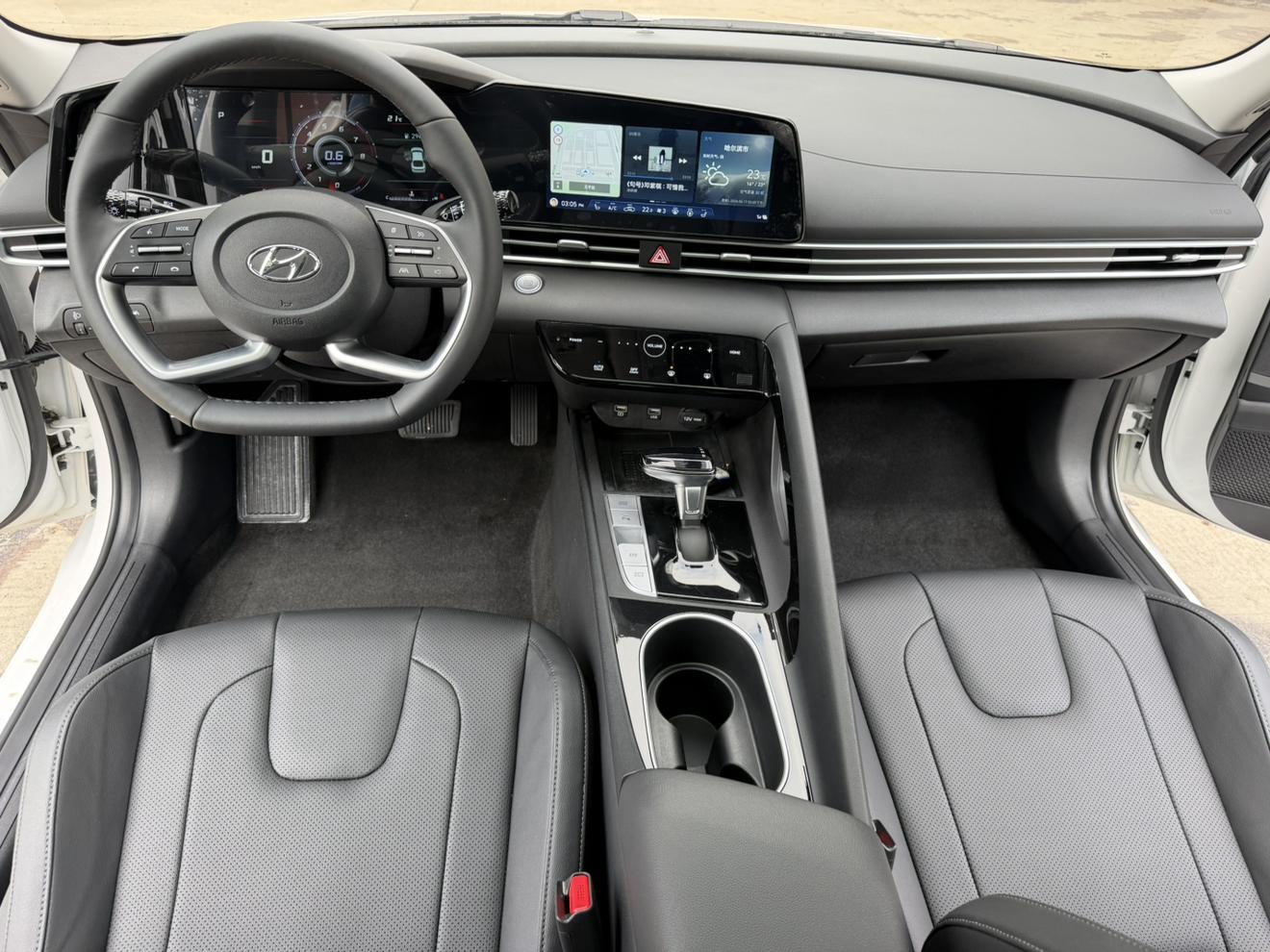 Hyundai Elantra 2022, фото 14