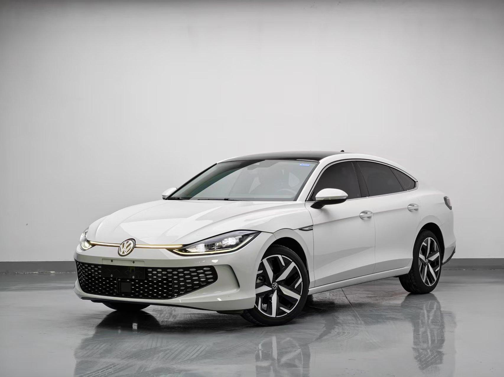 Volkswagen Lingdu 2023, 1.4 л турбо, робот (DCT), передний, пробег 9 000 км — авто из Китая с пробегом
