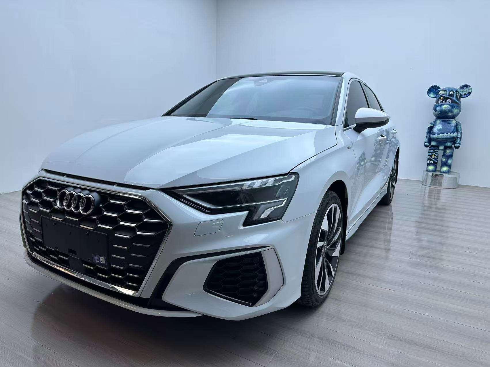 Audi A3 2023, 1.4 л турбо, робот (DCT), передний, пробег 35 000 км — авто из Китая с пробегом