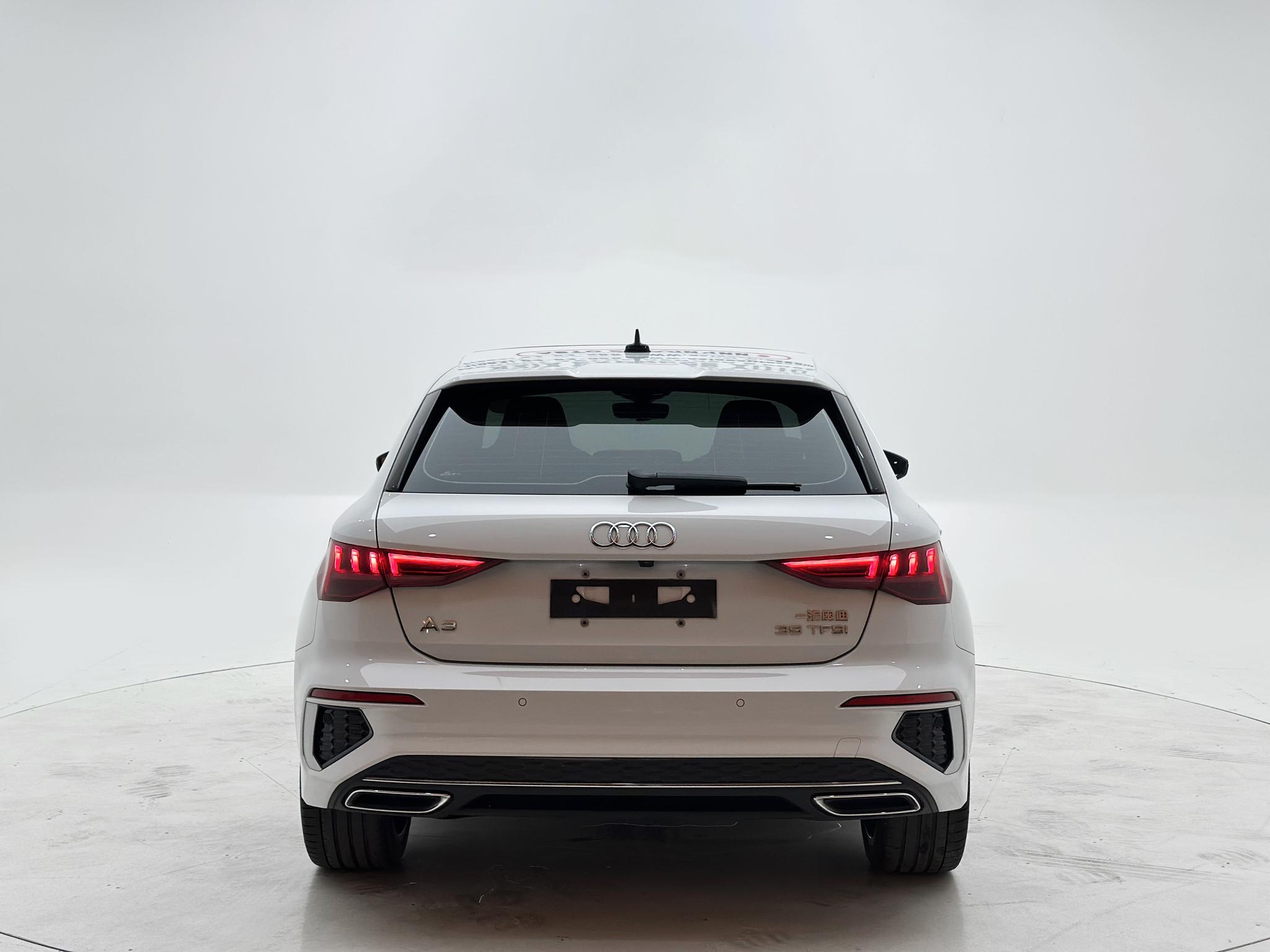 Audi A3 2021, фото 5