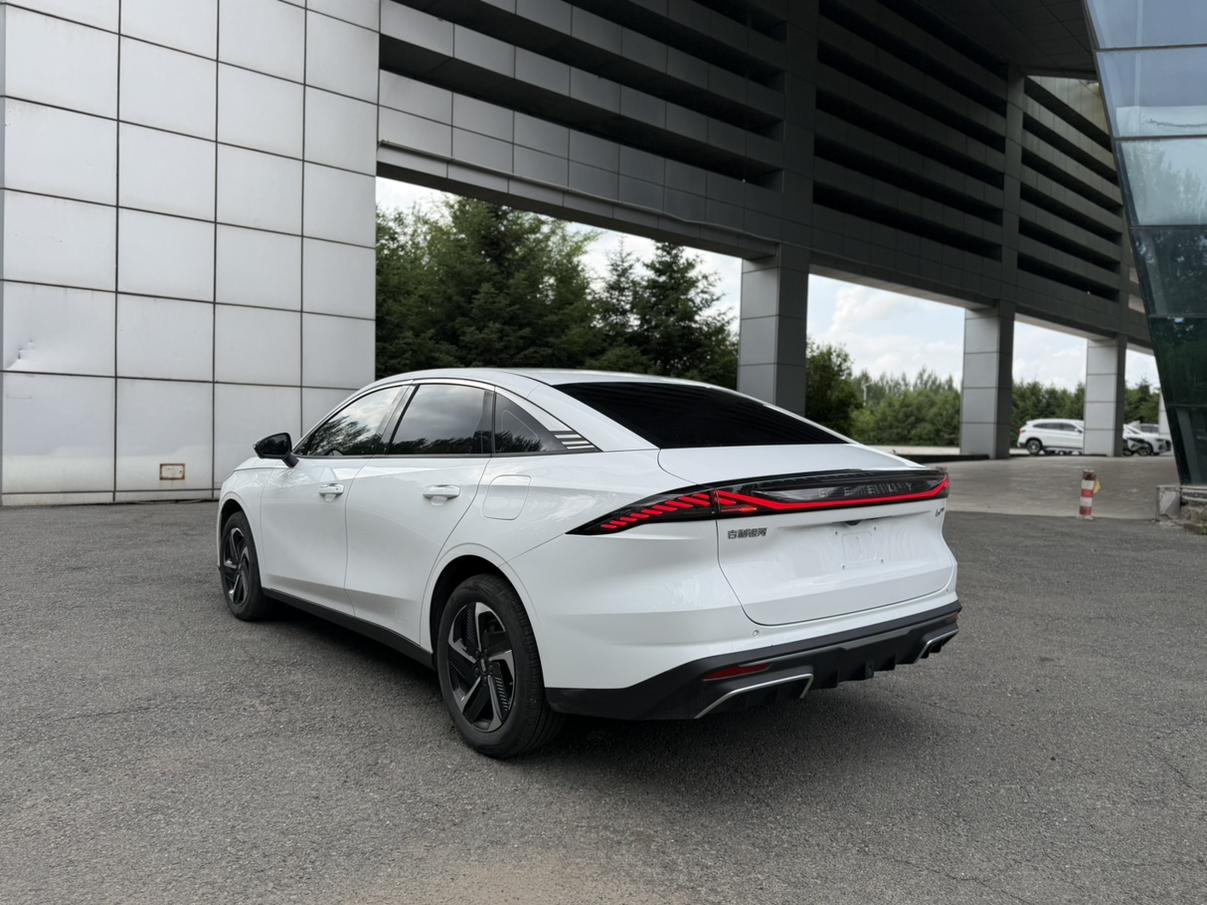 Geely Galaxy L6 2025, фото 7