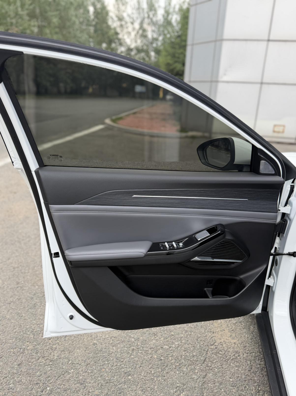 Geely Galaxy L6 2025, фото 11