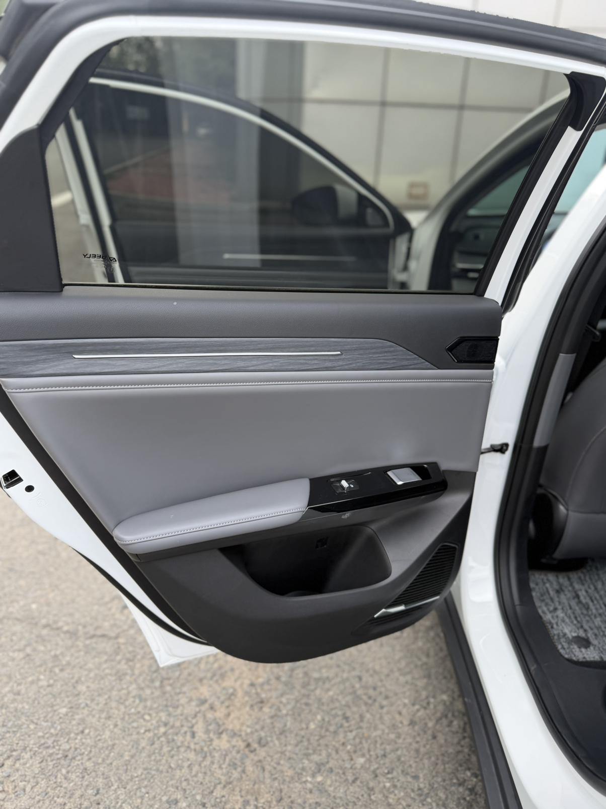 Geely Galaxy L6 2025, фото 12
