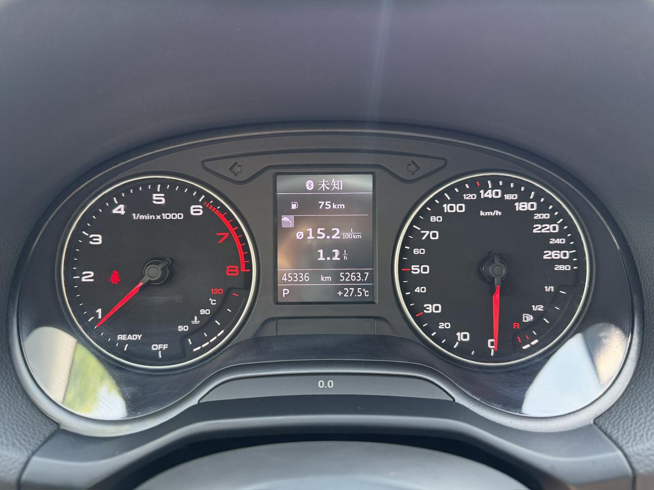 Audi Q2L 2022, фото 4