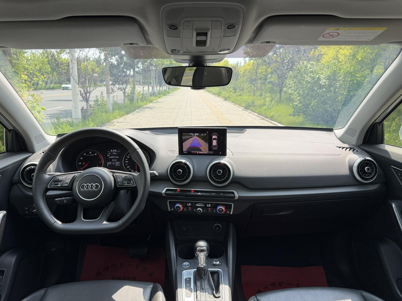 Audi Q2L 2022, фото 10