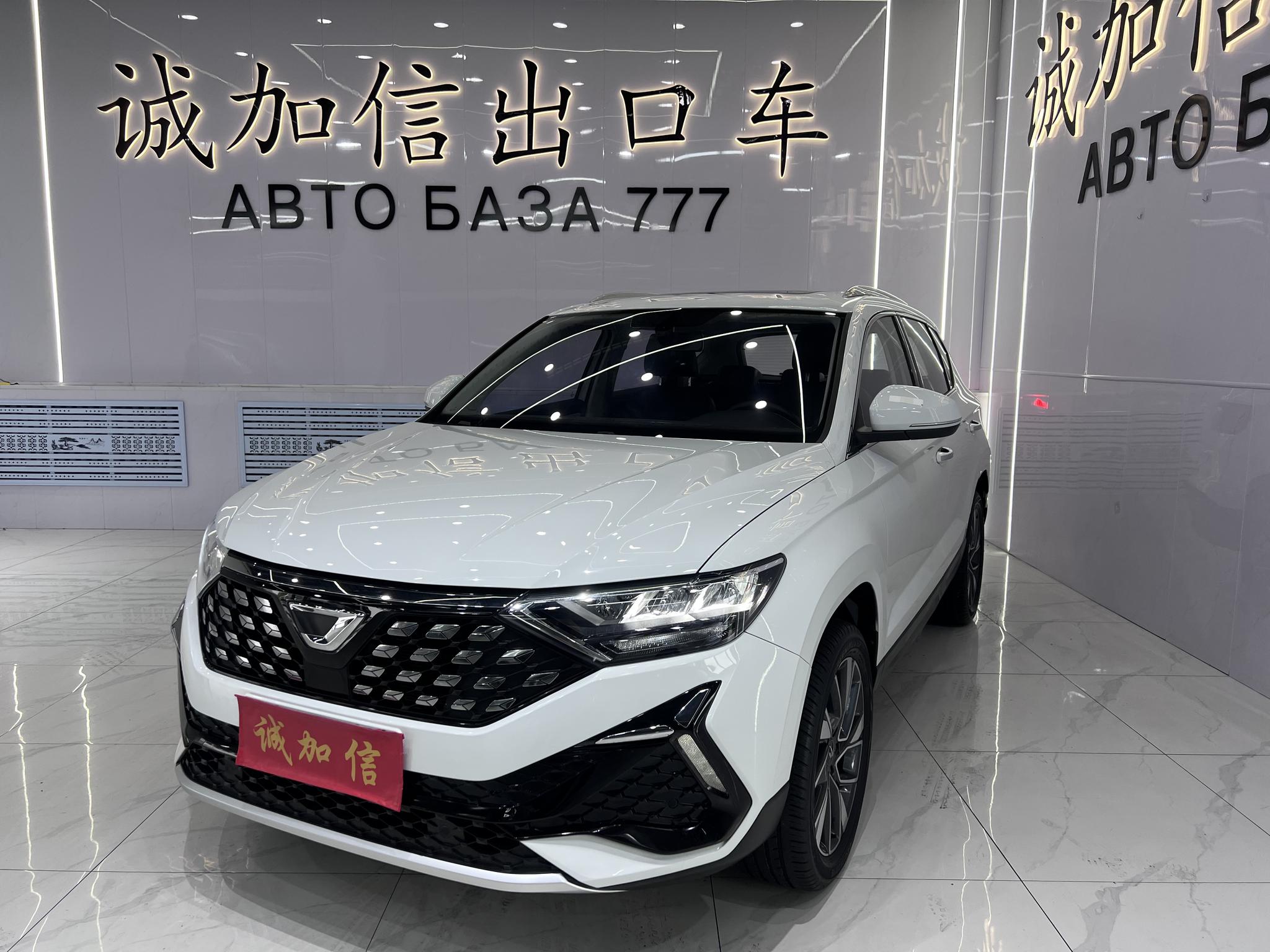 Jetta VS5 2022, 1.4 л турбо, автомат, передний, пробег 28 400 км — авто из Китая с пробегом