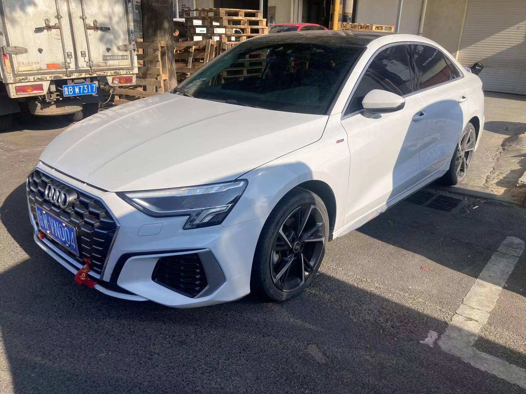 Audi A3 2023, 1.4 л турбо, робот (DCT), передний, пробег 31 600 км — авто из Китая с пробегом