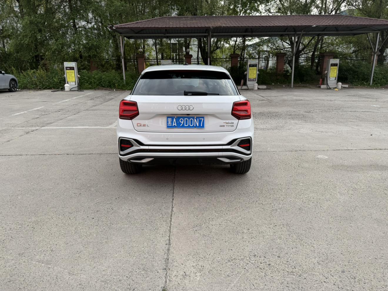 Audi Q2L 2022, фото 5