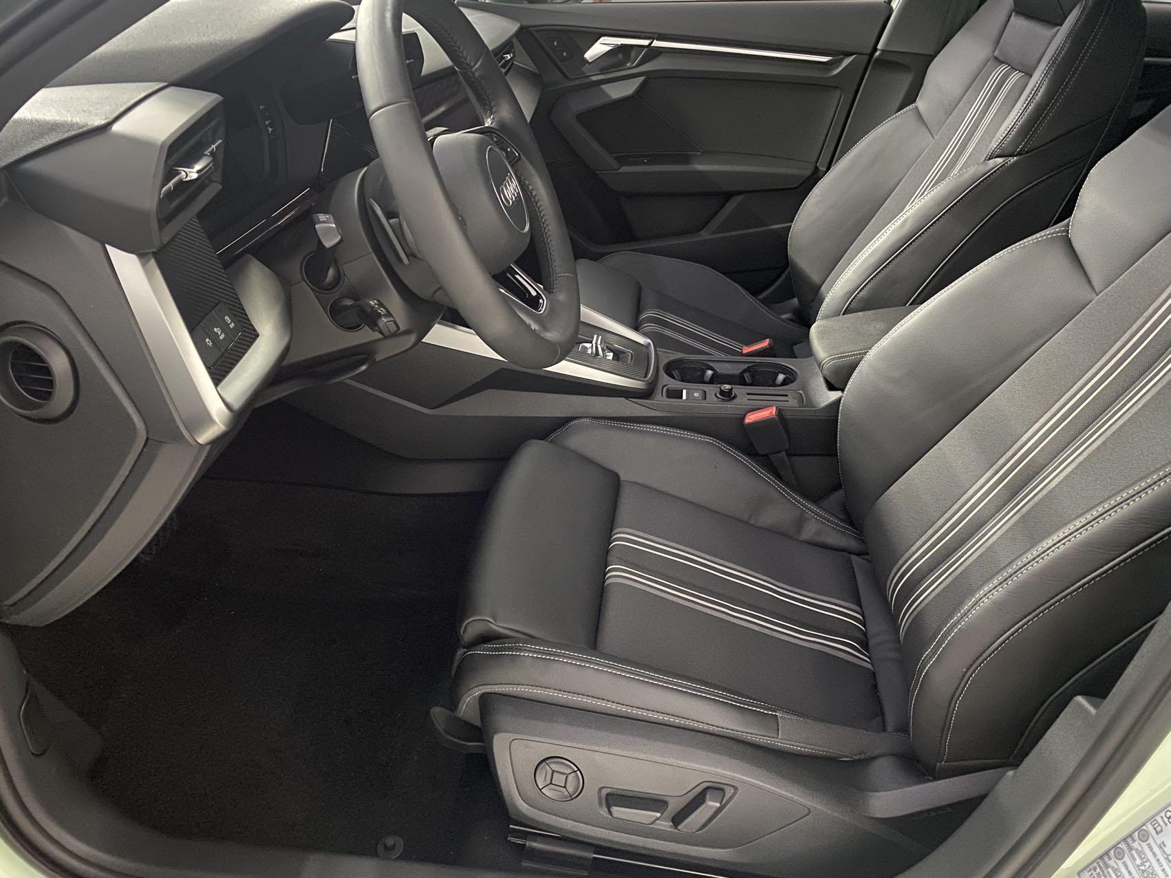 Audi A3 2022, фото 8