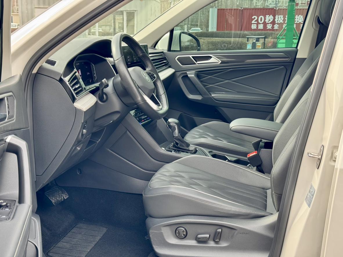Volkswagen Tiguan 2022, фото 5