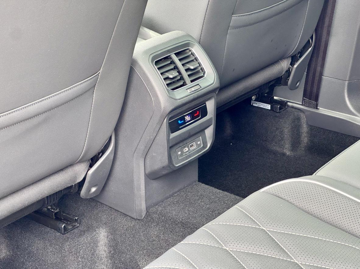 Volkswagen Tiguan 2022, фото 13