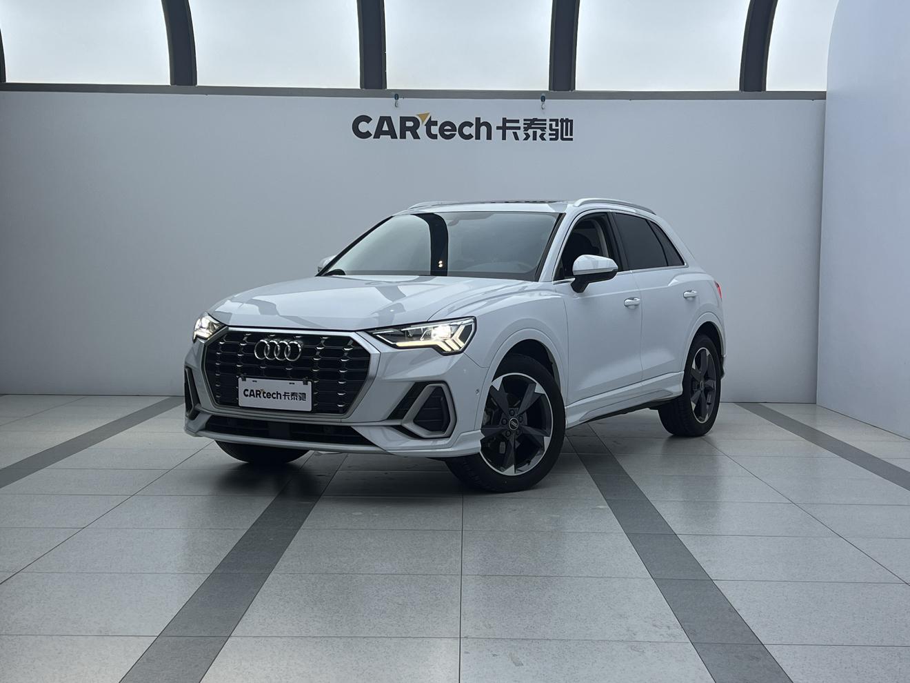 Audi Q3 2022, 1.4 л турбо, робот (DCT), передний, пробег 62 000 км — авто из Китая с пробегом