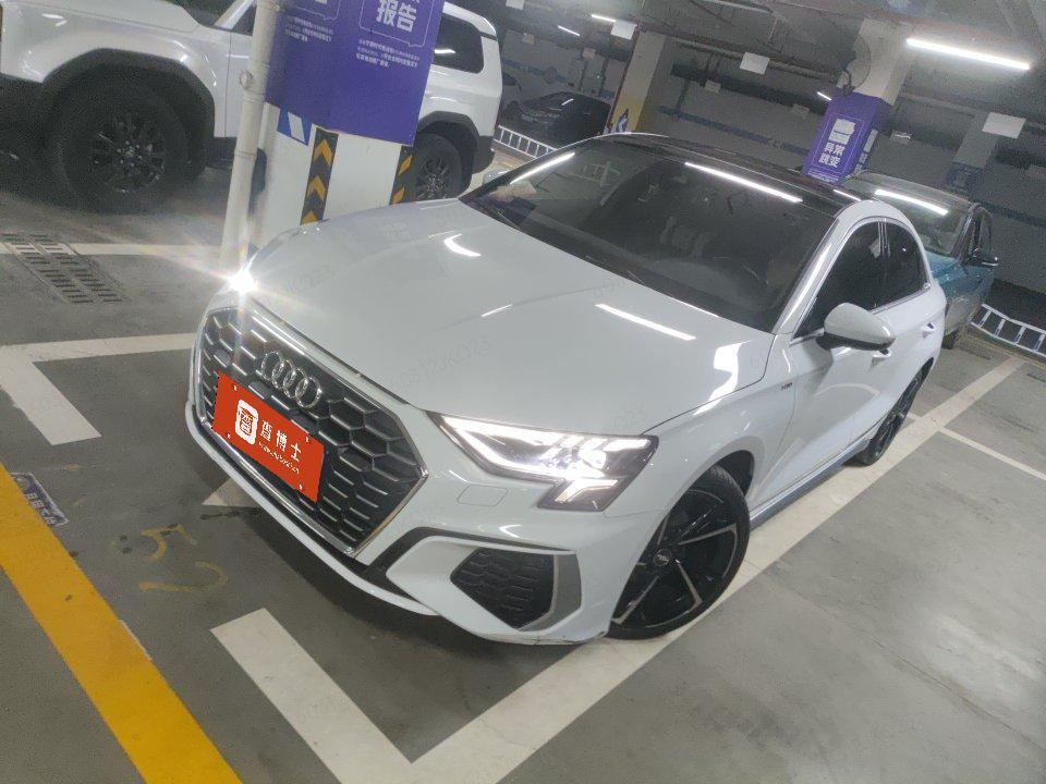 Audi A3 2022, 1.4 л турбо, робот (DCT), передний, пробег 43 700 км — авто из Китая с пробегом
