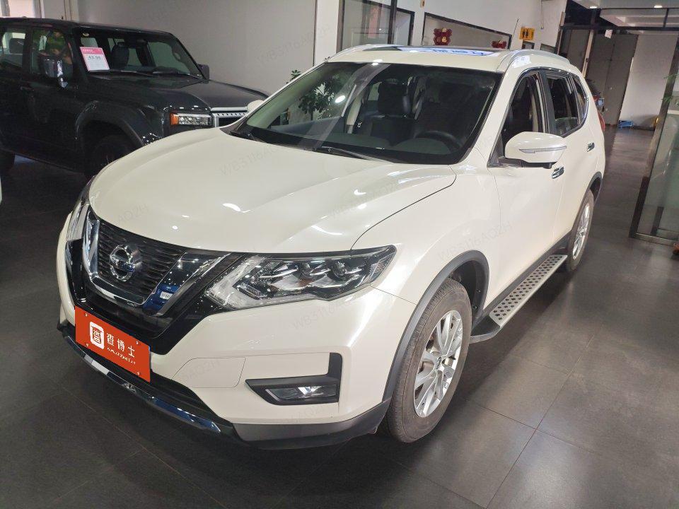 Nissan X-Trail 2022, 2 л, вариатор (CVT), передний, пробег 33 000 км — авто из Китая с пробегом