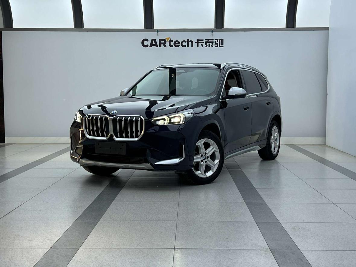 BMW X1 2023, 1.5 л турбо, робот (DCT), передний, пробег 29 000 км — авто из Китая с пробегом