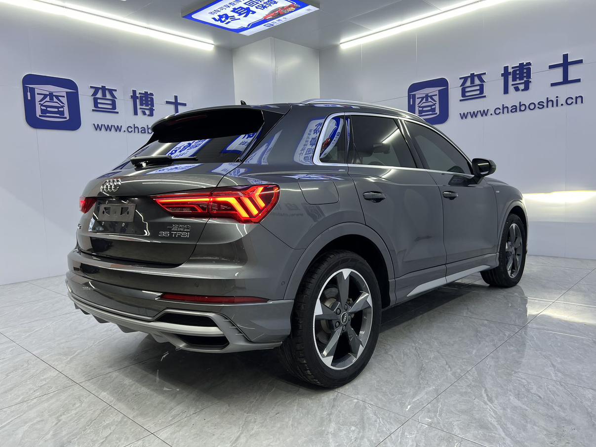 Audi Q3 2023, фото 16