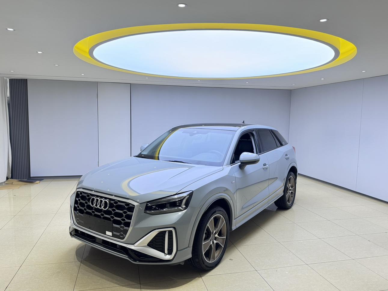 Audi Q2L 2022, 1.4 л турбо, робот (DCT), передний, пробег 37 000 км — авто из Китая с пробегом