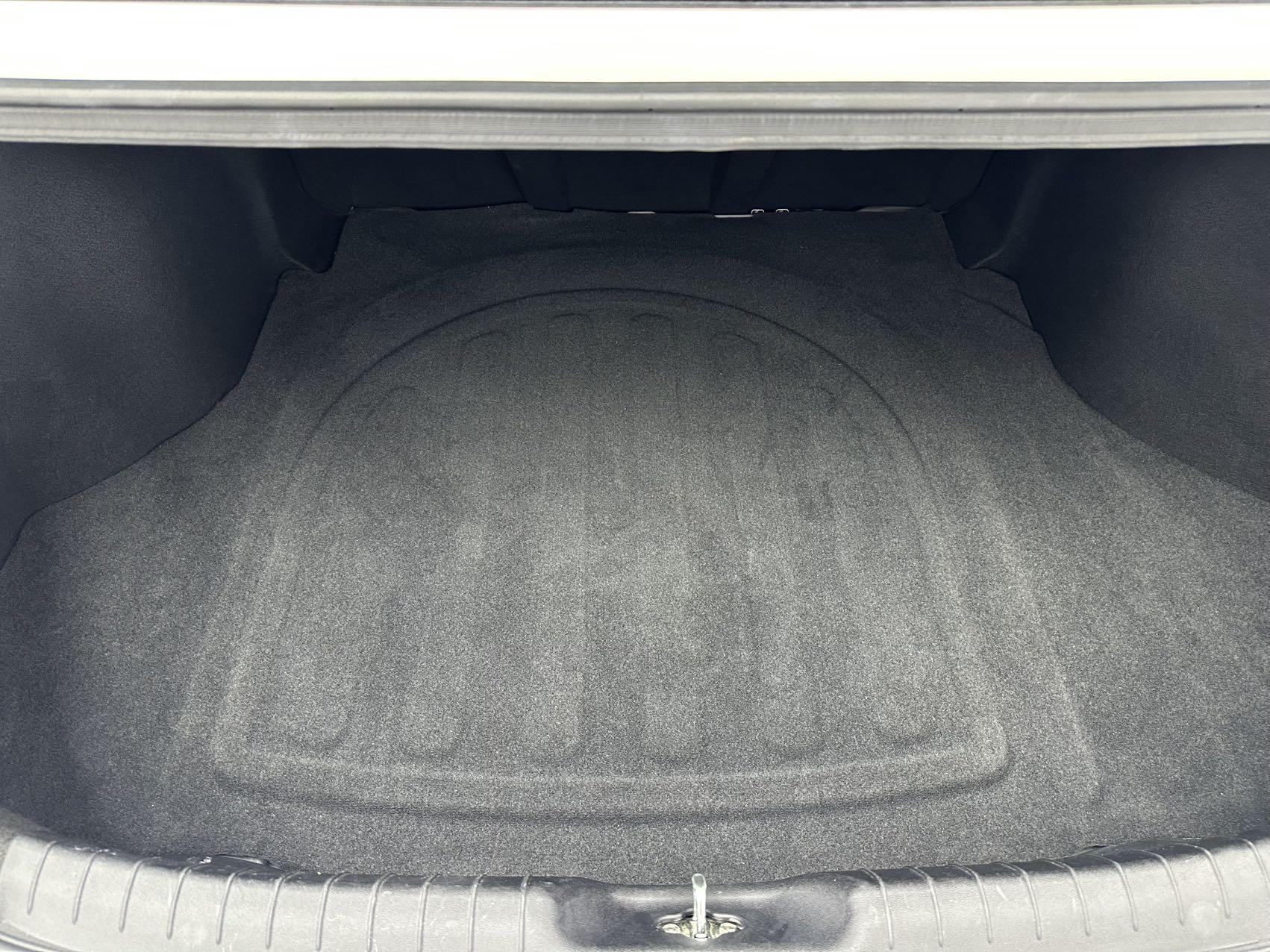 Hyundai Elantra 2023, фото 17