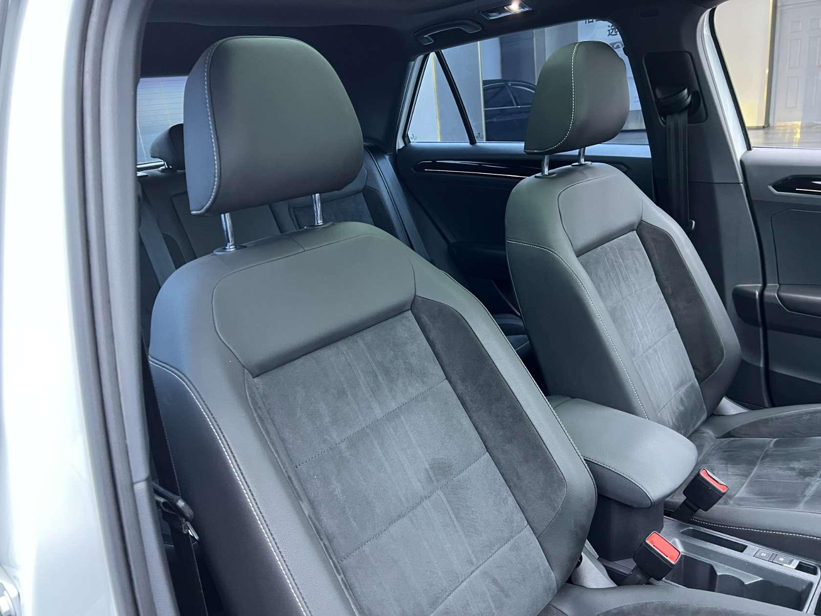 Volkswagen T-Roc 2021, фото 17