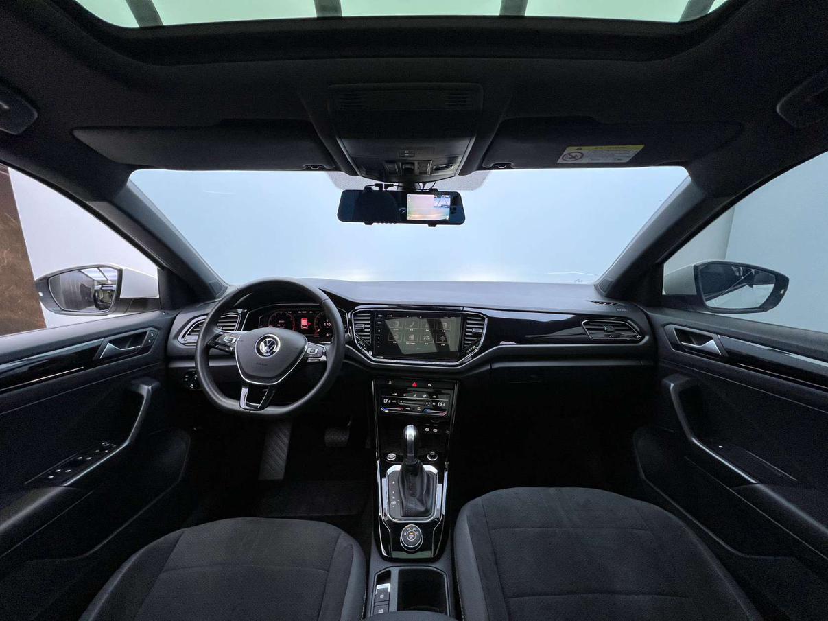 Volkswagen T-Roc 2021, фото 16