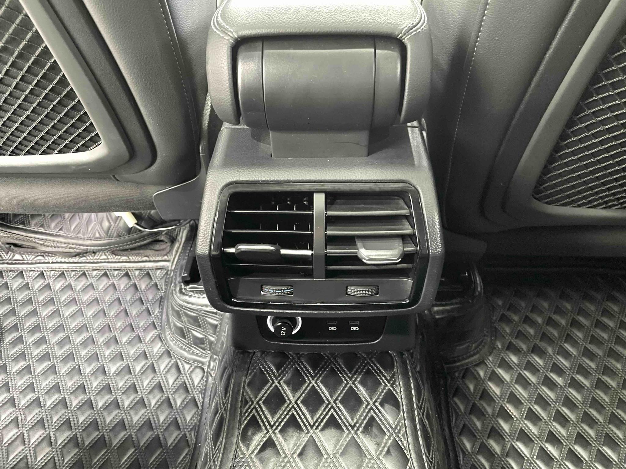 Audi Q3 2022, фото 16