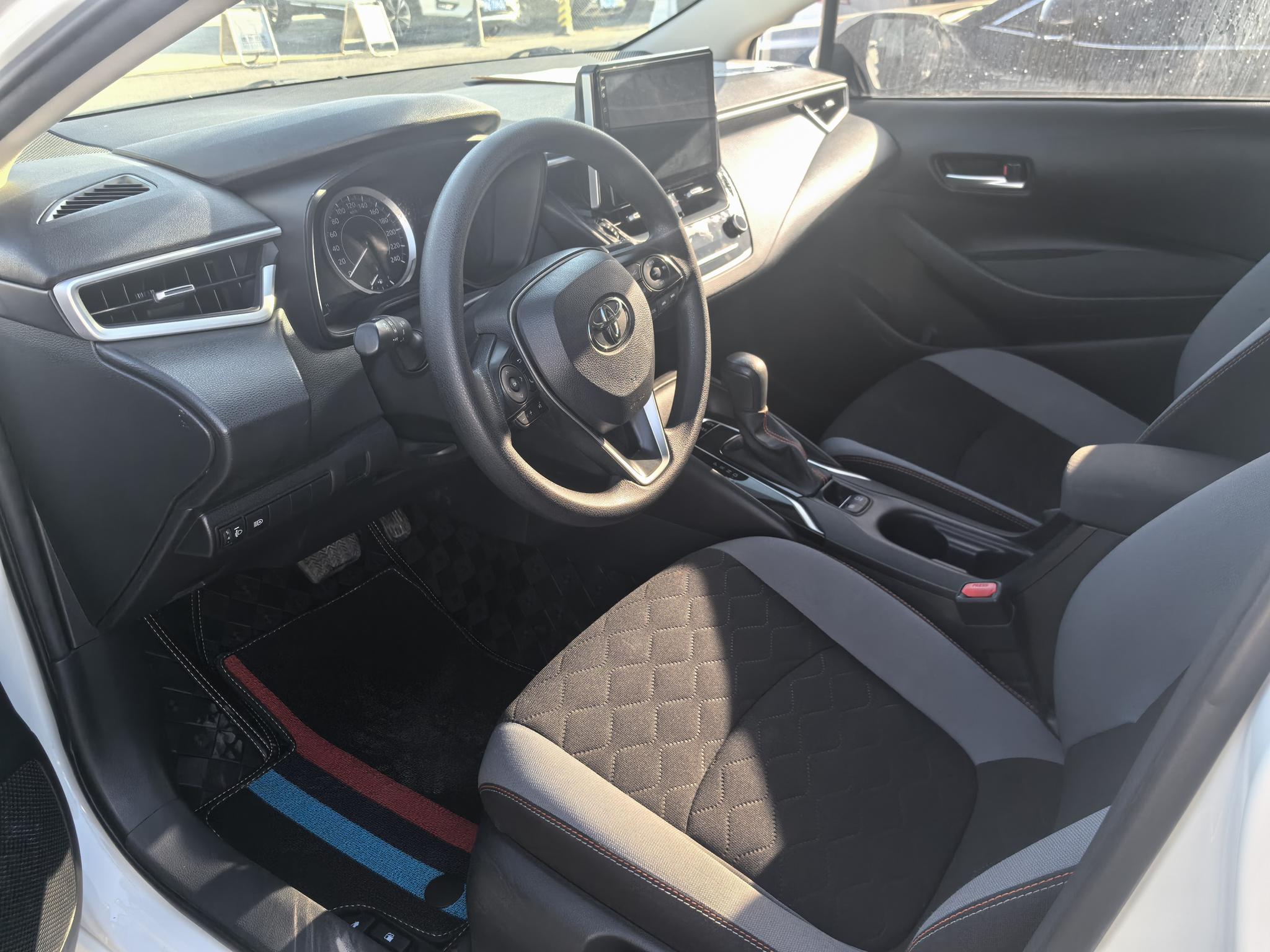 Toyota Corolla 2021, фото 9