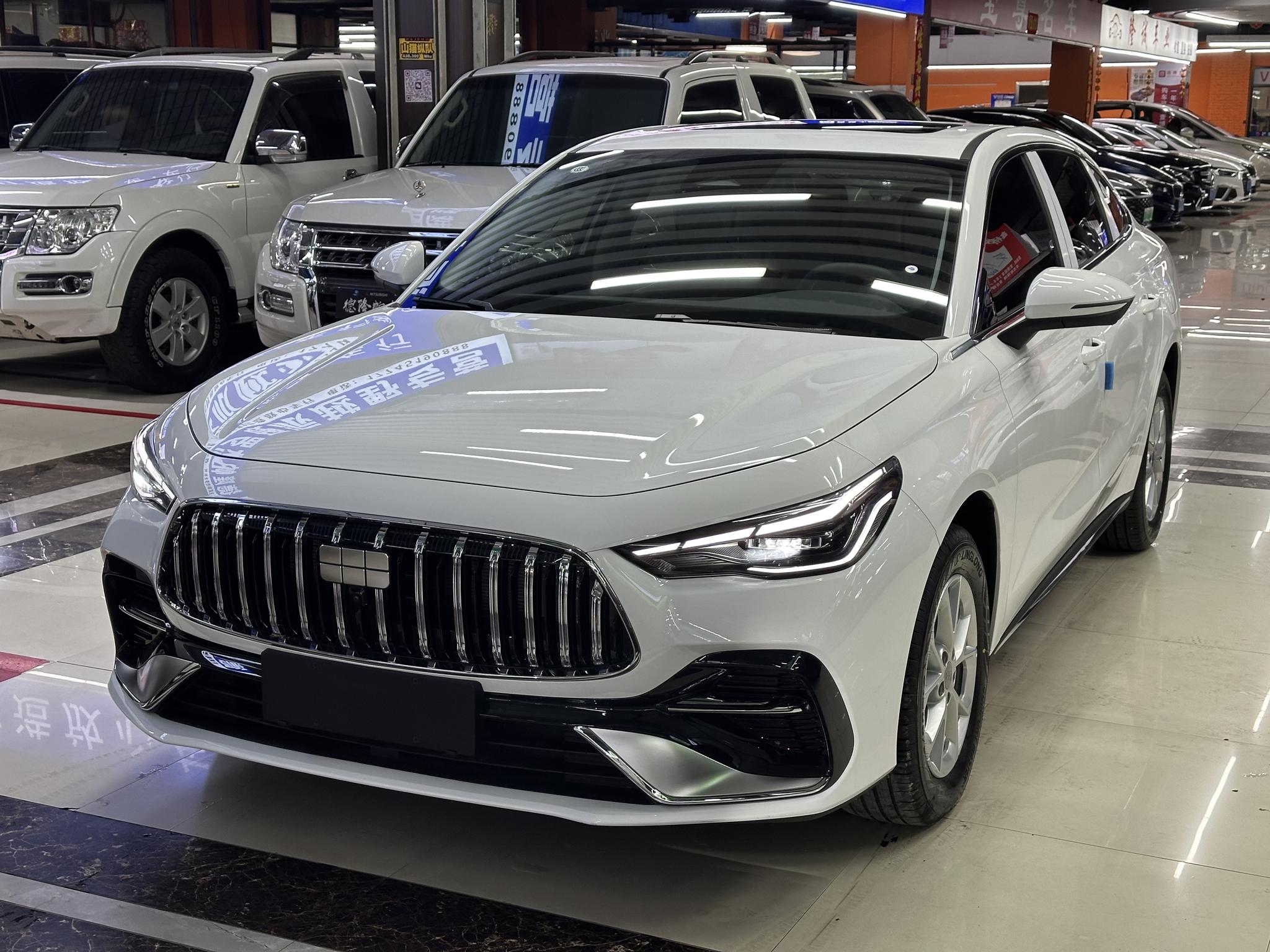 Geely Galaxy Starry 6 2026, 1.5 л, 1-ст. DHT (гибридный), передний, пробег 500 км — авто из Китая с пробегом