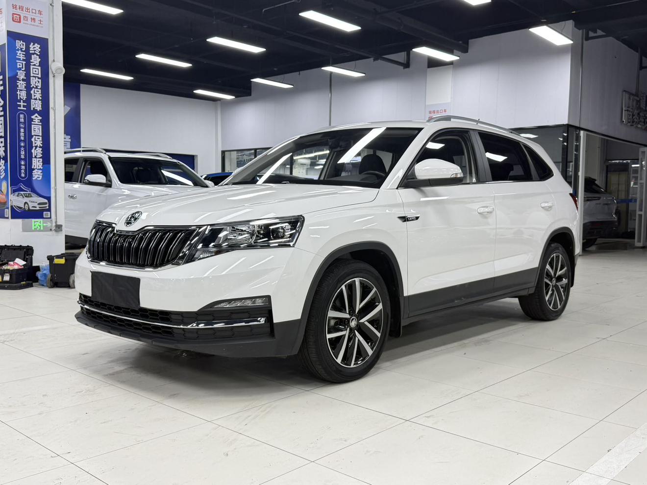 Skoda Kamiq 2022, 1.5 л, автомат, передний, пробег 13 000 км — авто из Китая с пробегом