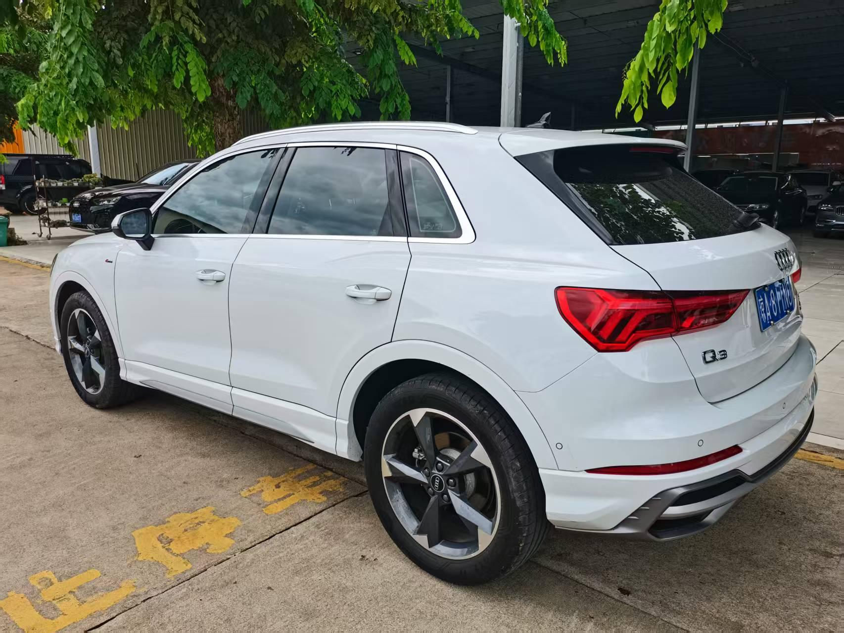 Audi Q3 2023, фото 5