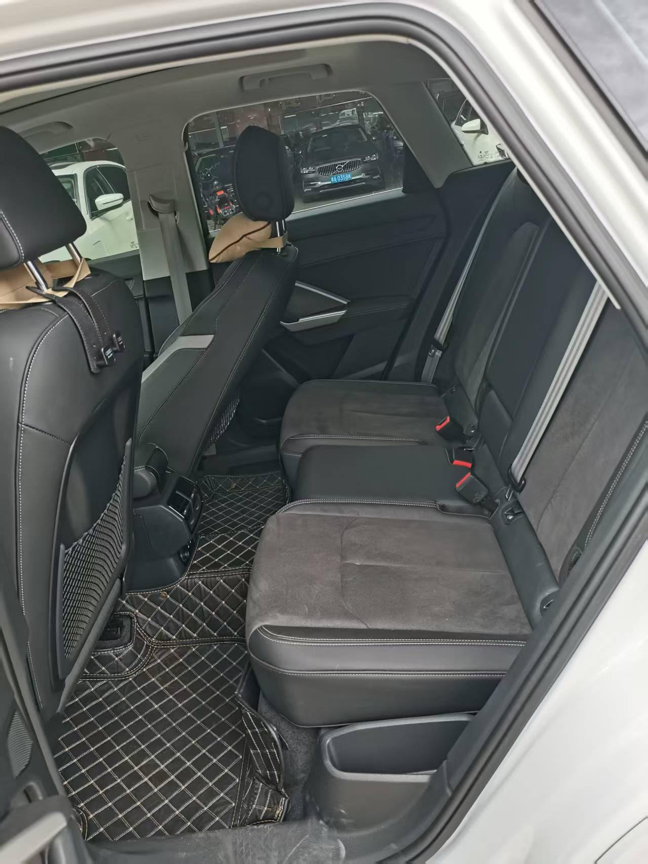 Audi Q3 2023, фото 8