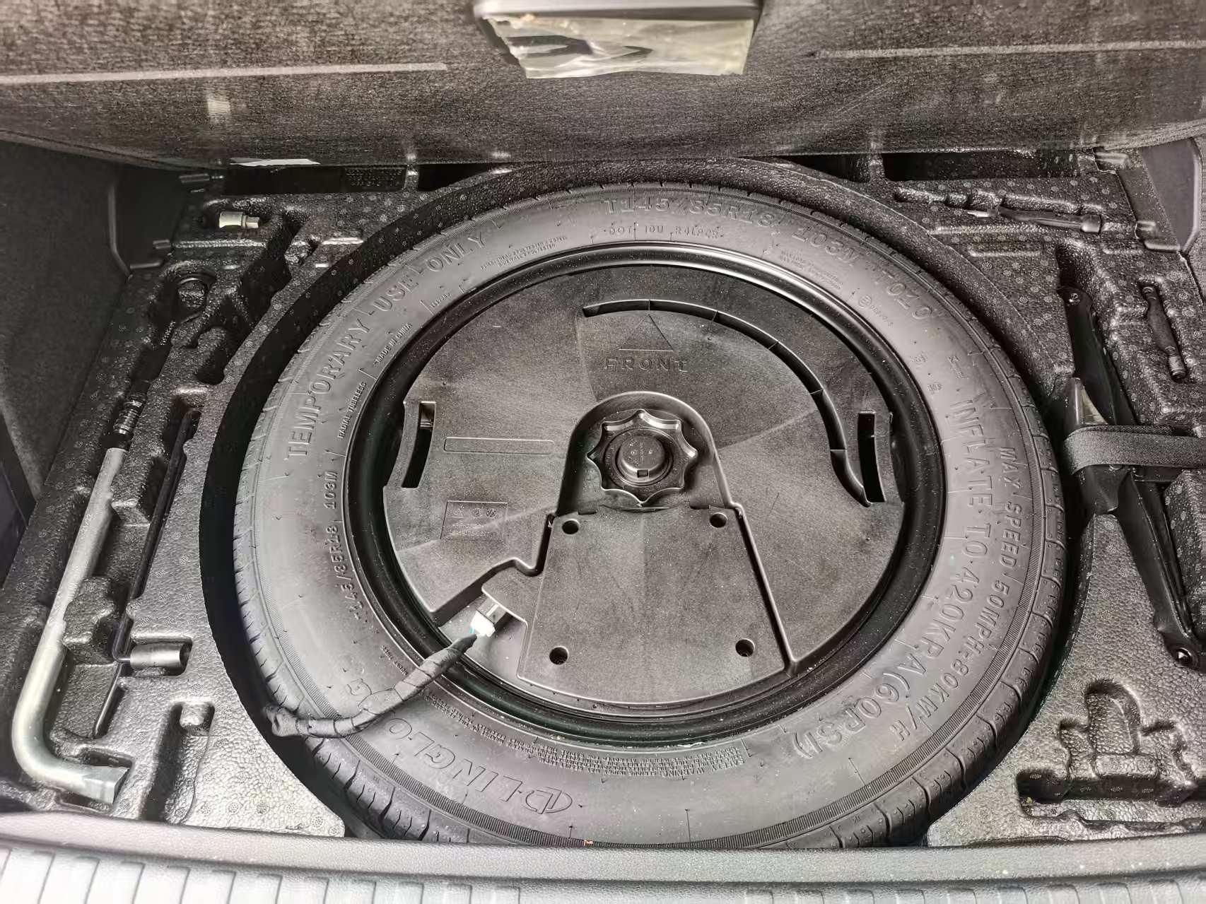 Audi Q3 2023, фото 11