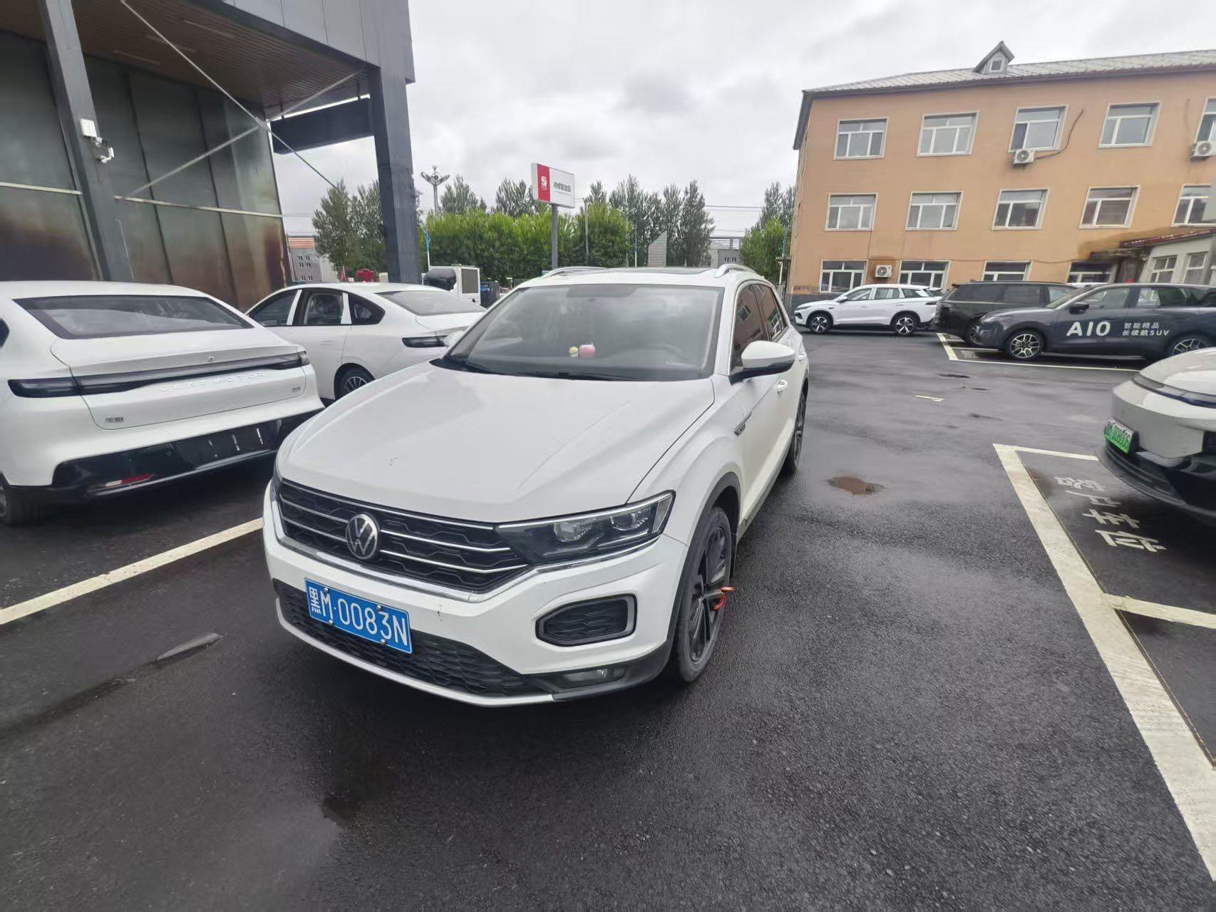 Volkswagen T-Roc 2022, 1.4 л турбо, робот (DCT), передний, пробег 37 000 км — авто из Китая с пробегом