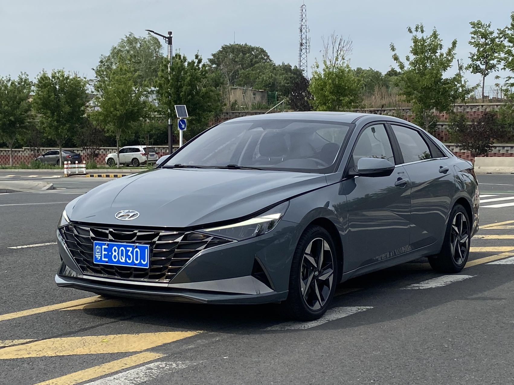 Hyundai Elantra 2021, 1.5 л, вариатор (CVT), передний, пробег 33 000 км — авто из Китая с пробегом