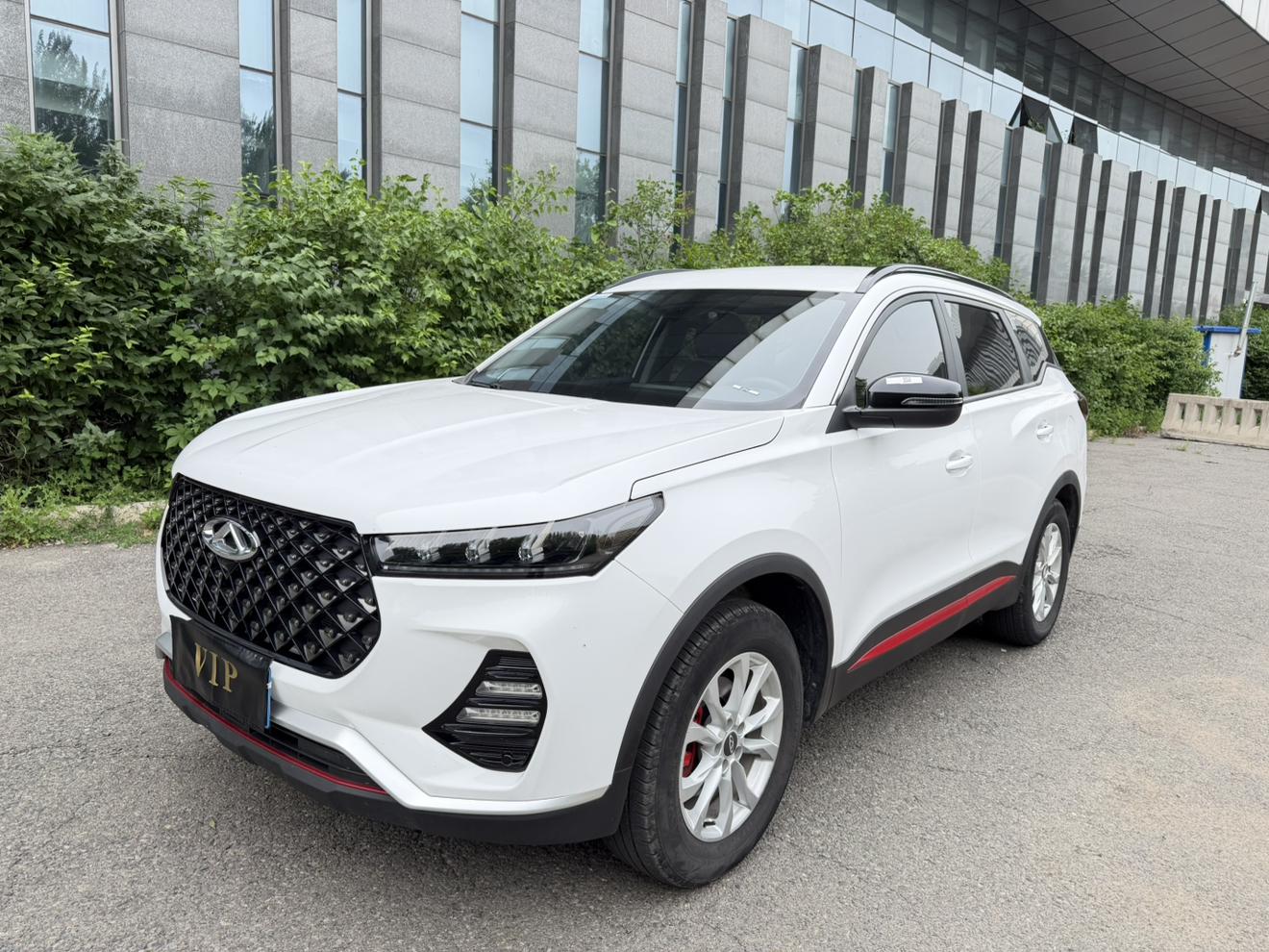Chery Tiggo 7 2023, 1.5 л турбо, вариатор (CVT), передний, пробег 36 000 км — авто из Китая с пробегом