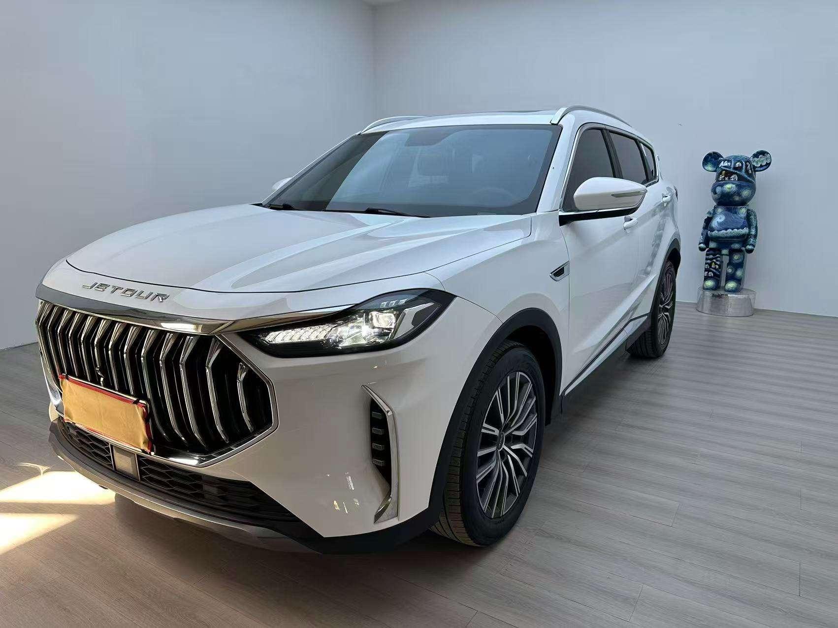 Jietu X70 PLUS 2023, 1.5 л турбо, робот (DCT), передний, пробег 43 000 км — авто из Китая с пробегом
