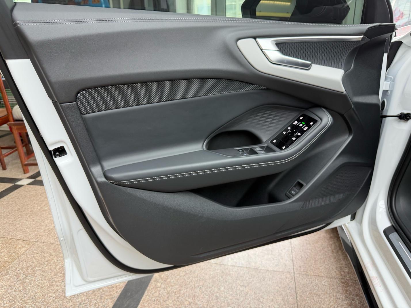 Audi A5L 2026, фото 14