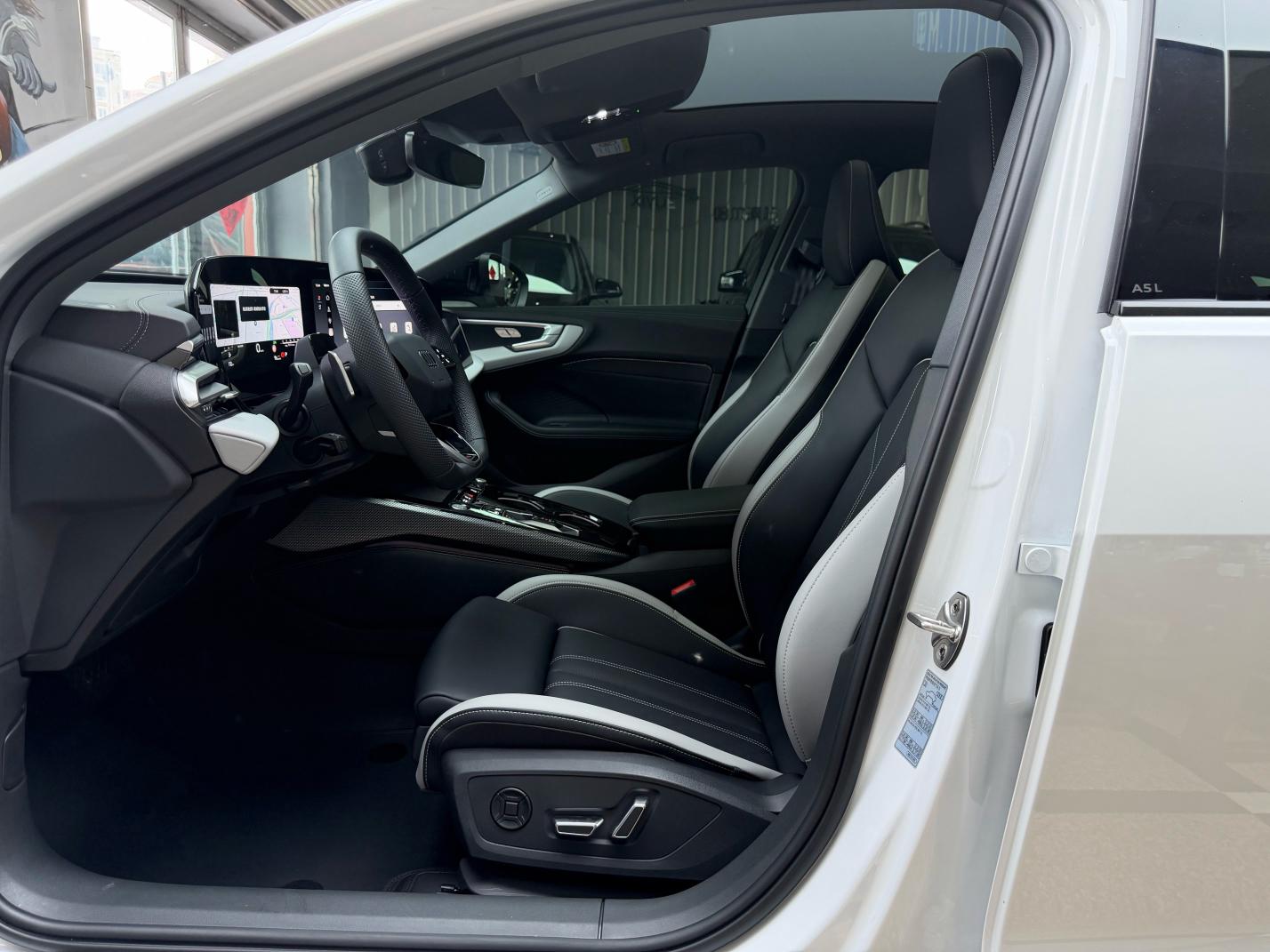 Audi A5L 2026, фото 17