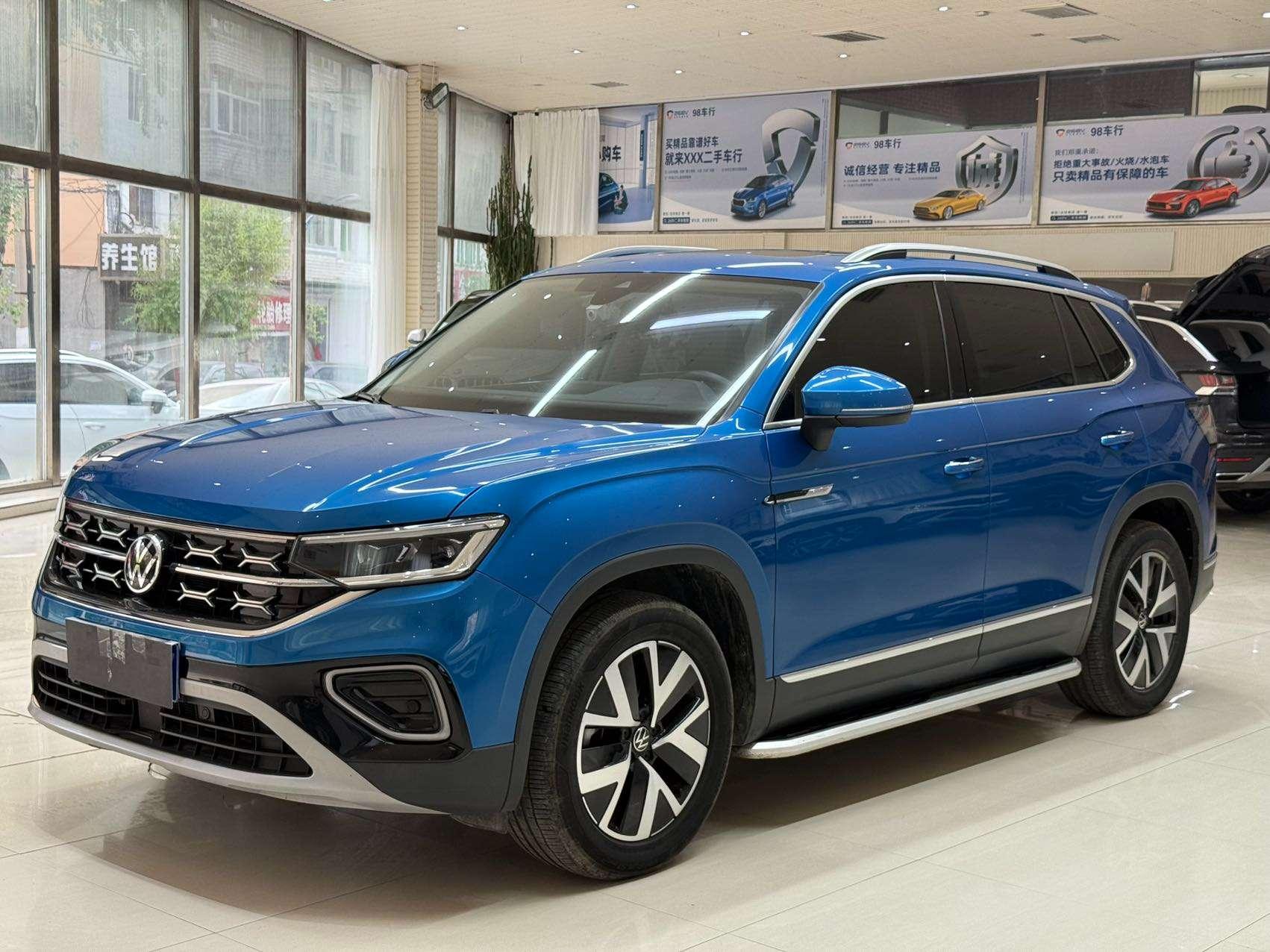 Volkswagen Tayron 2023, 1.4 л турбо, робот (DCT), передний, пробег 17 000 км — авто из Китая с пробегом