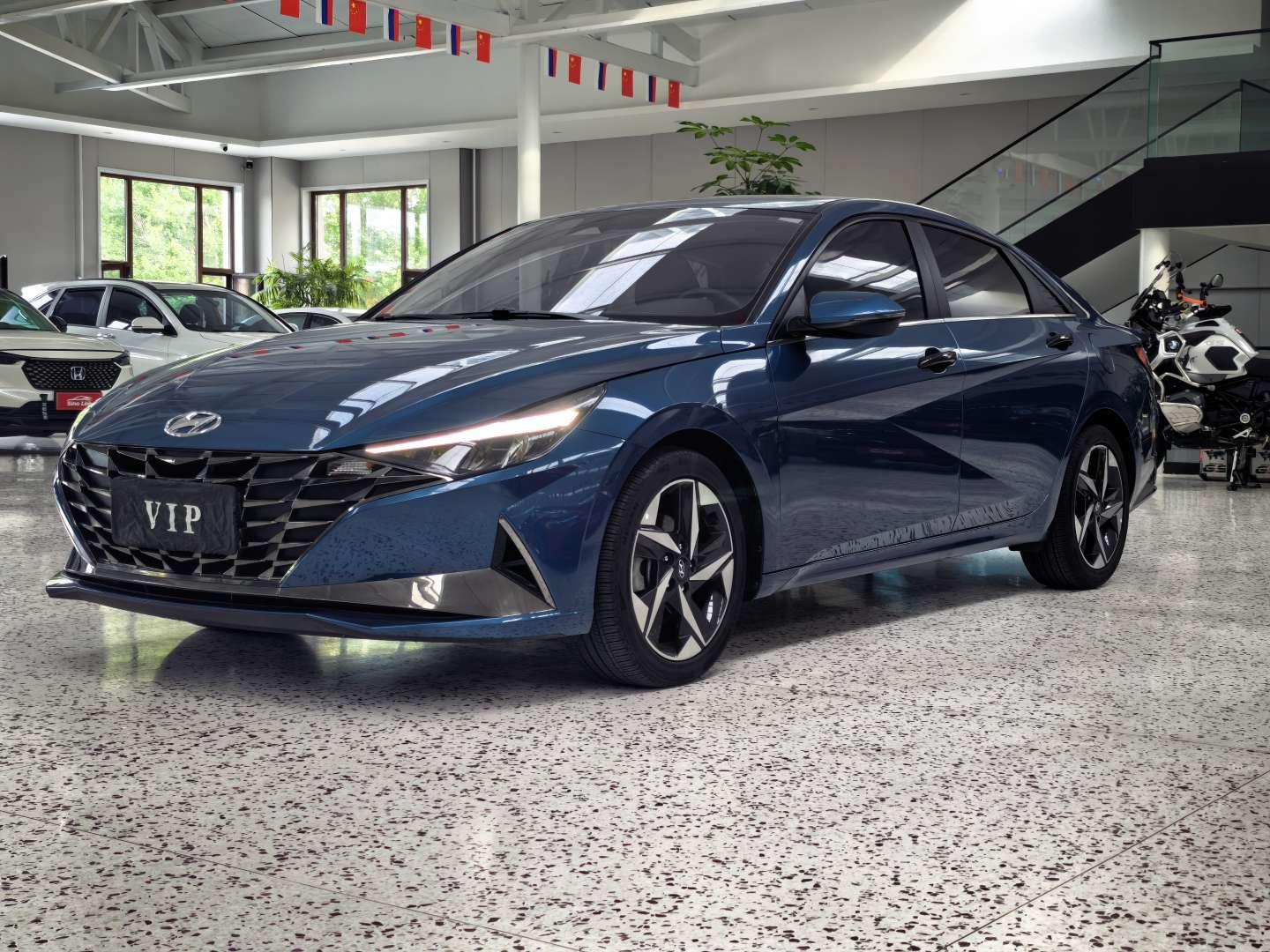 Hyundai Elantra 2022, 1.5 л, вариатор (CVT), передний, пробег 42 000 км — авто из Китая с пробегом