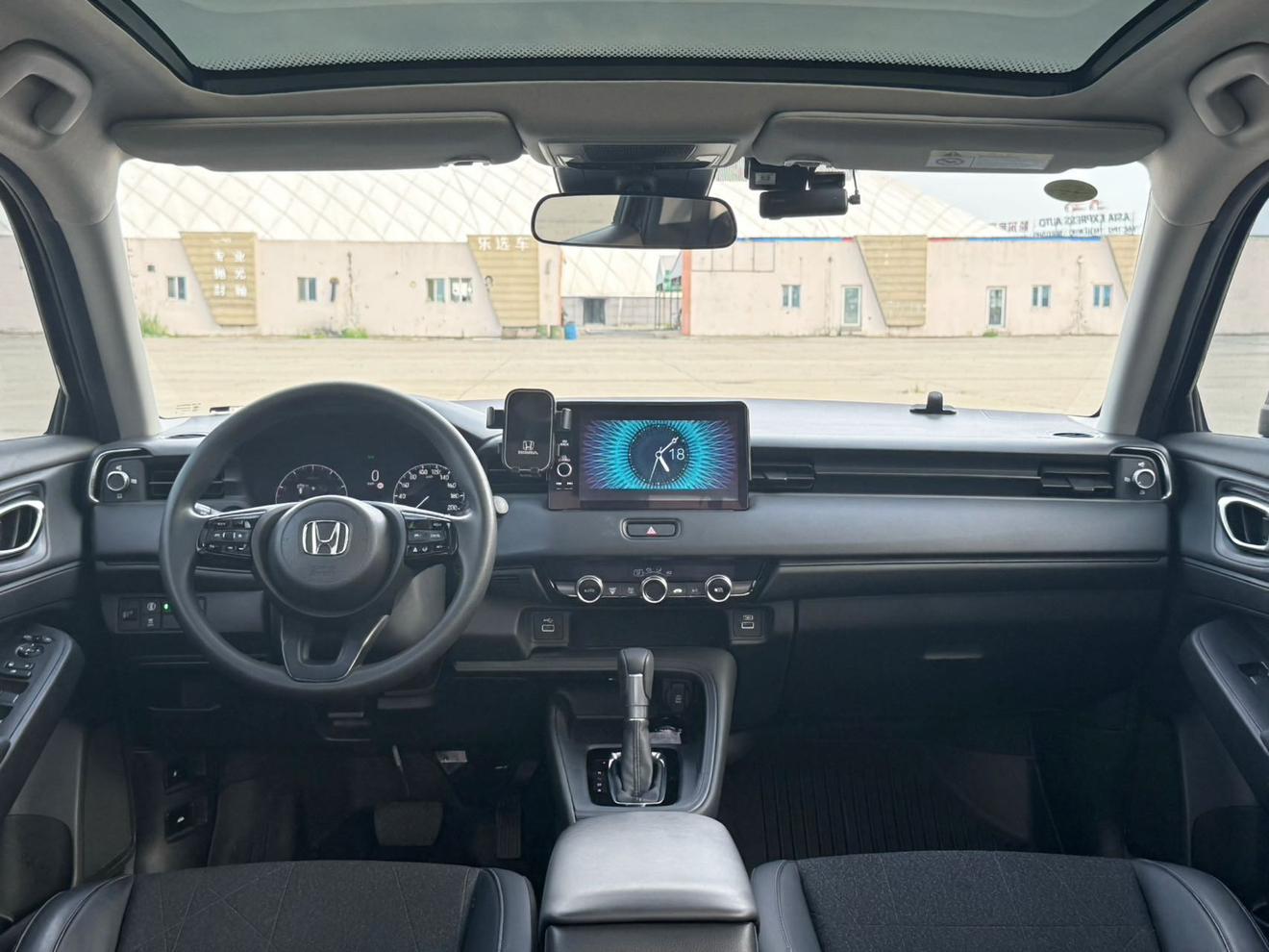 Honda Vezel 2023, фото 8