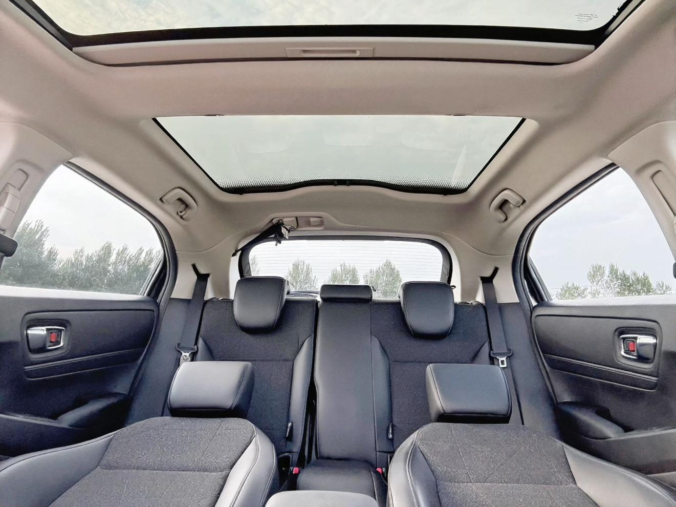 Honda Vezel 2023, фото 11