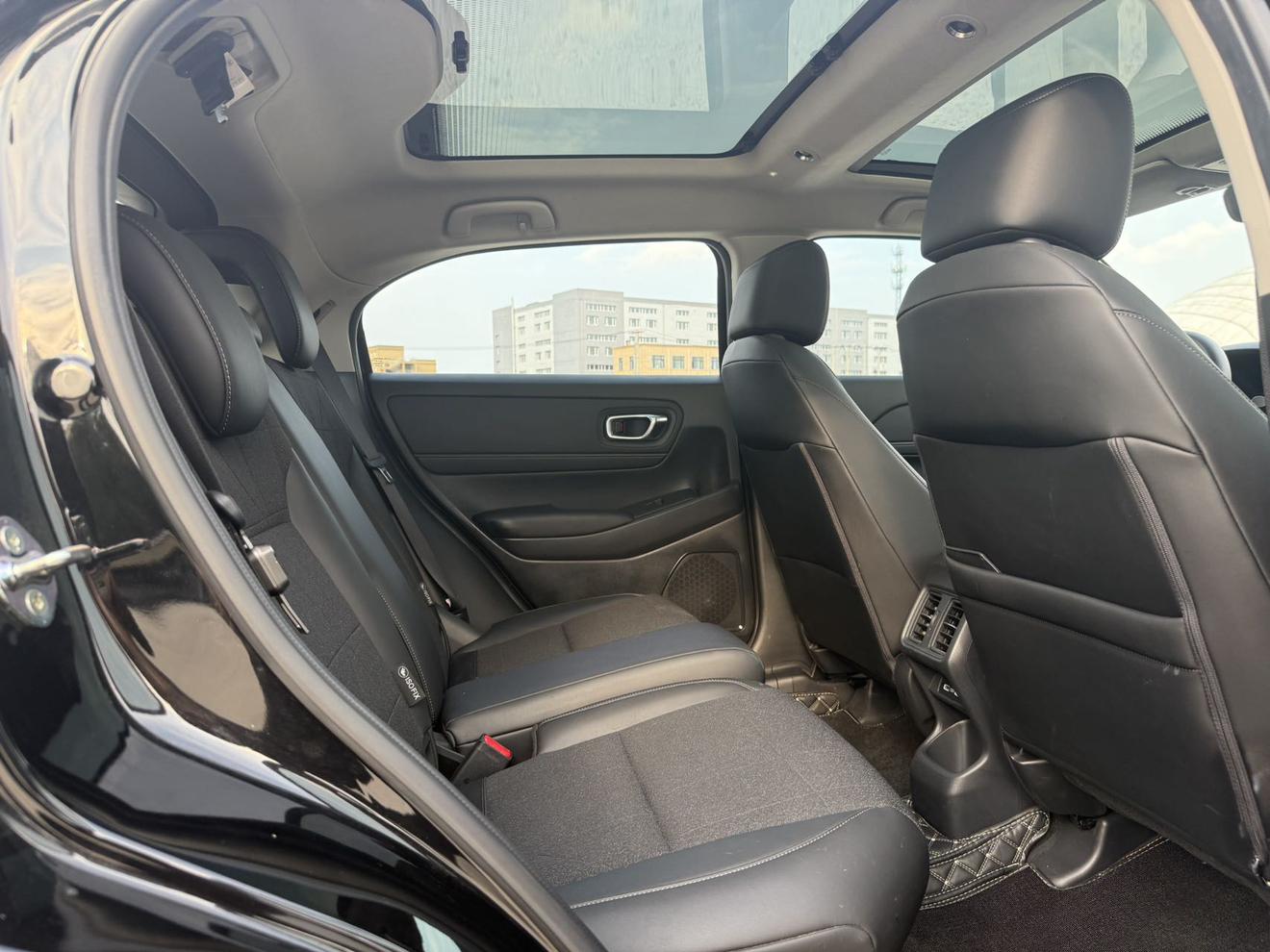 Honda Vezel 2023, фото 15