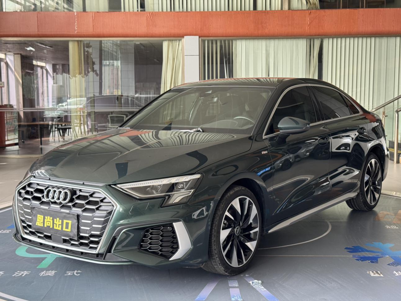 Audi A3 2022, 1.4 л турбо, робот (DCT), передний, пробег 70 000 км — авто из Китая с пробегом