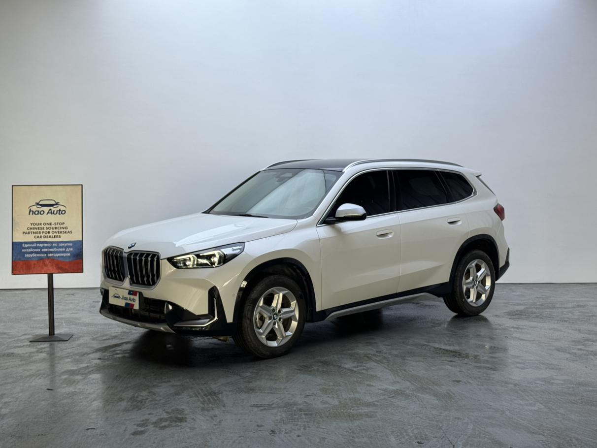 BMW X1 2023, 1.5 л турбо, робот (DCT), передний, пробег 15 000 км — авто из Китая с пробегом