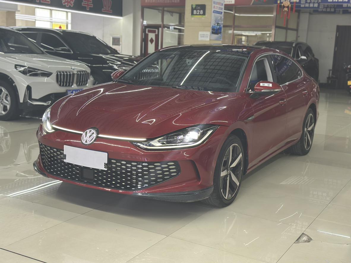 Volkswagen Lingdu 2022, 1.4 л турбо, робот (DCT), передний, пробег 54 000 км — авто из Китая с пробегом