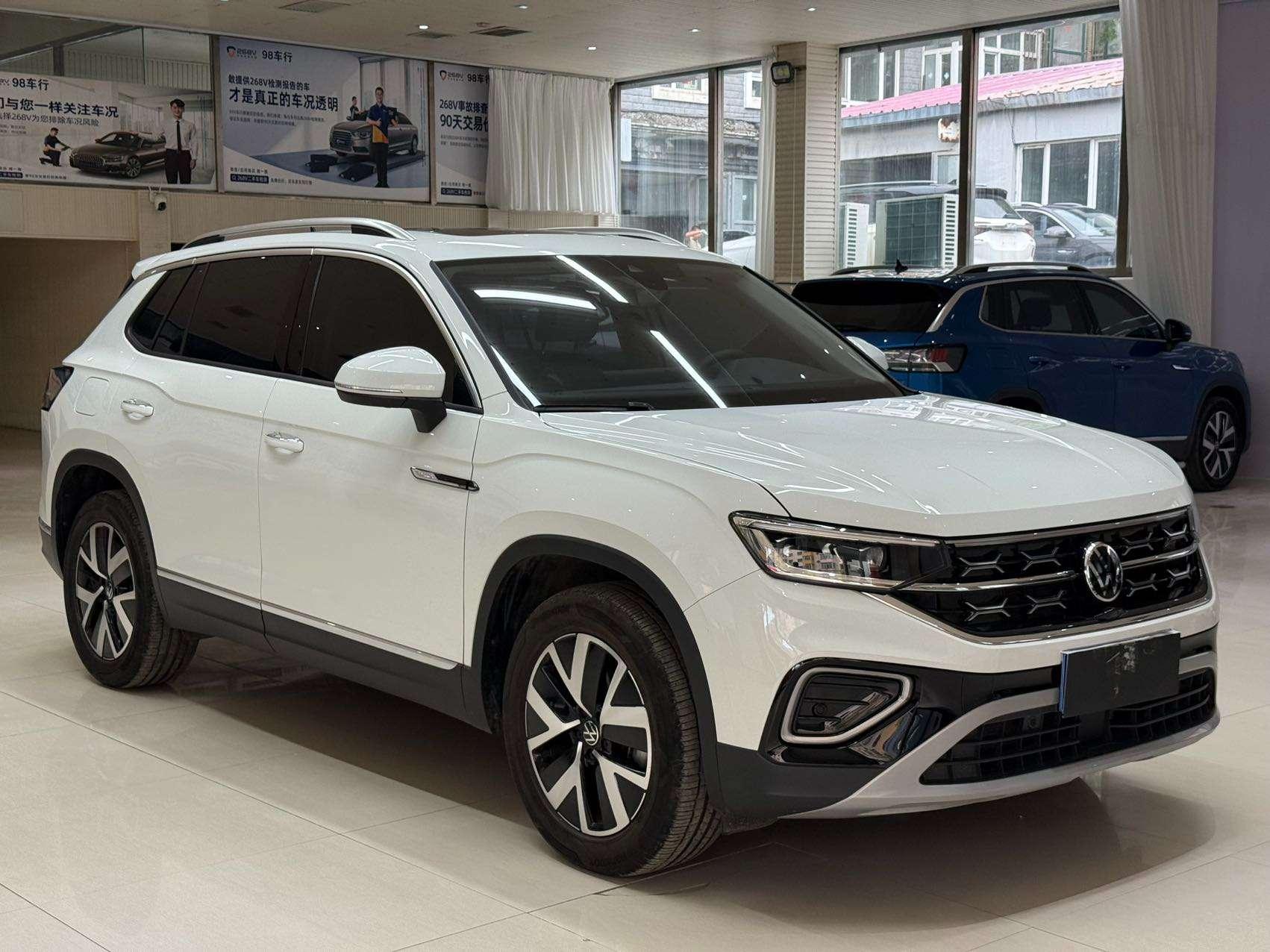 Volkswagen Tayron 2023, фото 3
