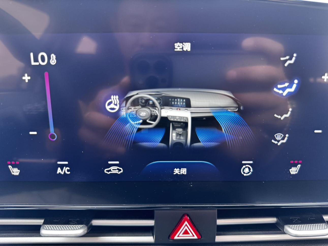 Hyundai Elantra 2022, фото 14
