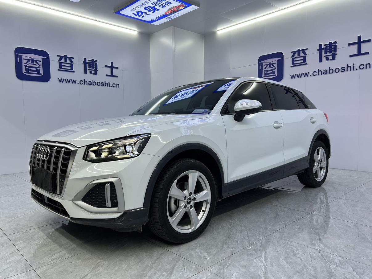Audi Q2L 2022, 1.4 л турбо, робот (DCT), передний, пробег 13 700 км — авто из Китая с пробегом
