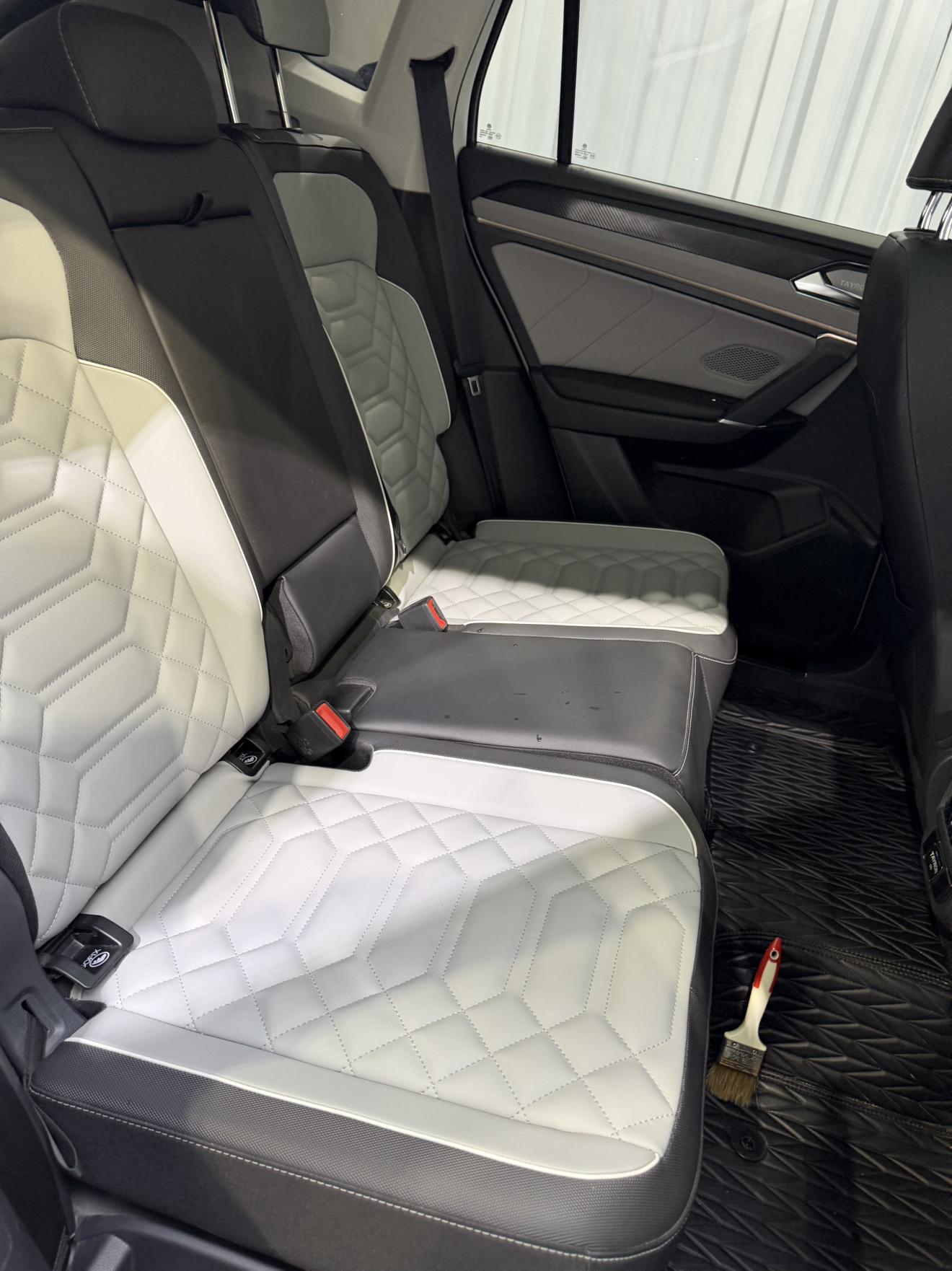Volkswagen Tayron 2023, фото 15