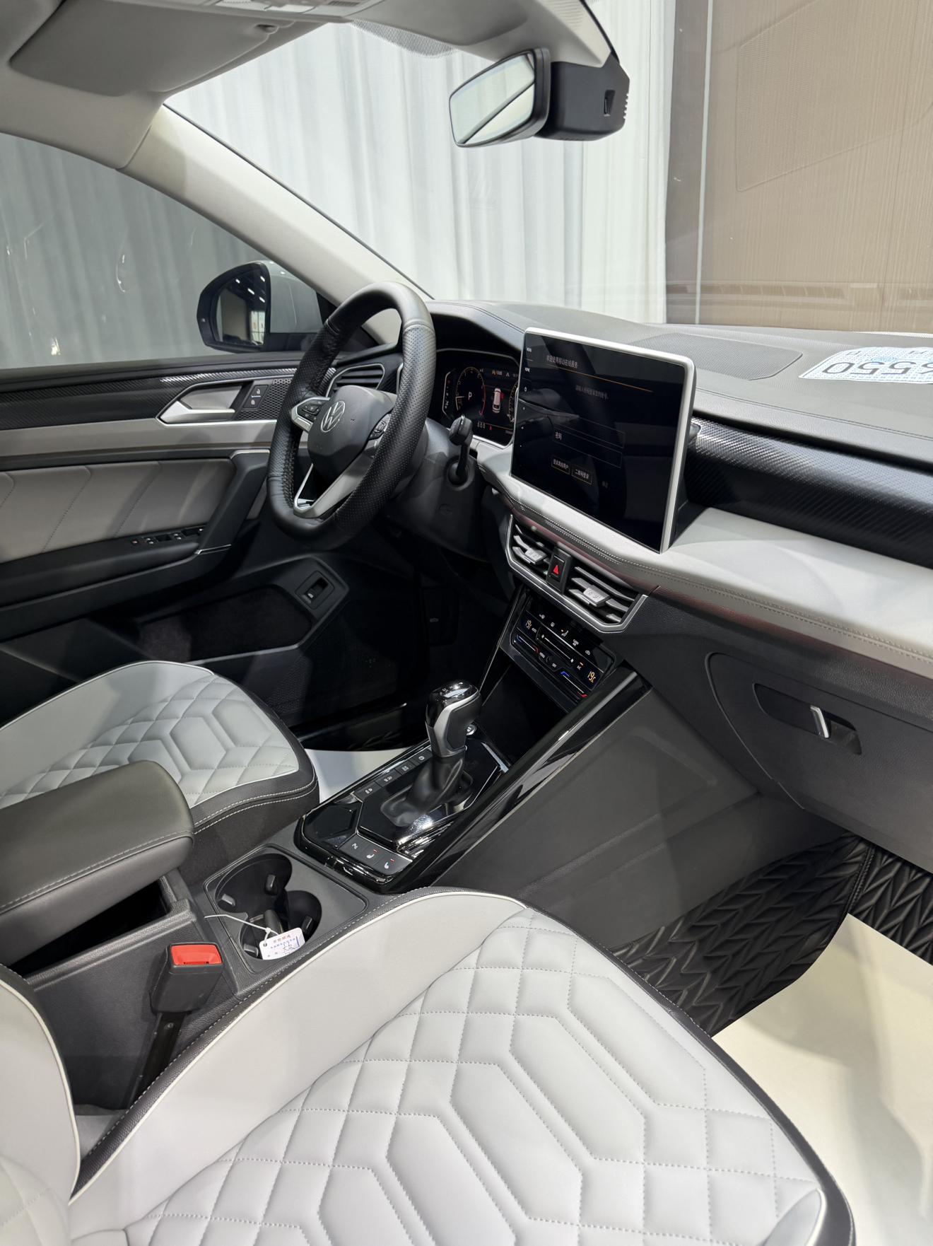 Volkswagen Tayron 2023, фото 16